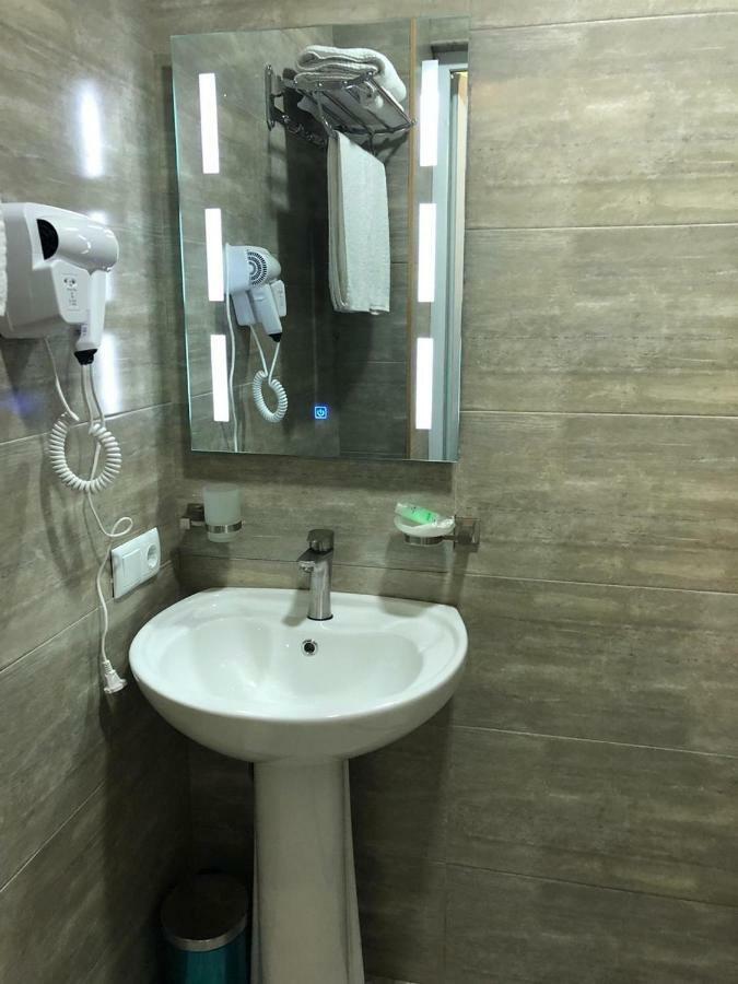 Hotel Royal Georgia Batumi Luaran gambar